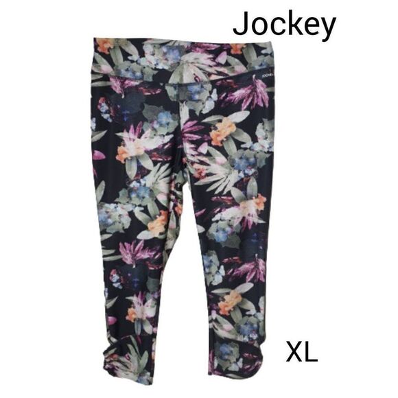 Women's Capri XL Athletic High Rise Black Floral Calf Cut Out Crop Leggings NWOT - Picture 1 of 7